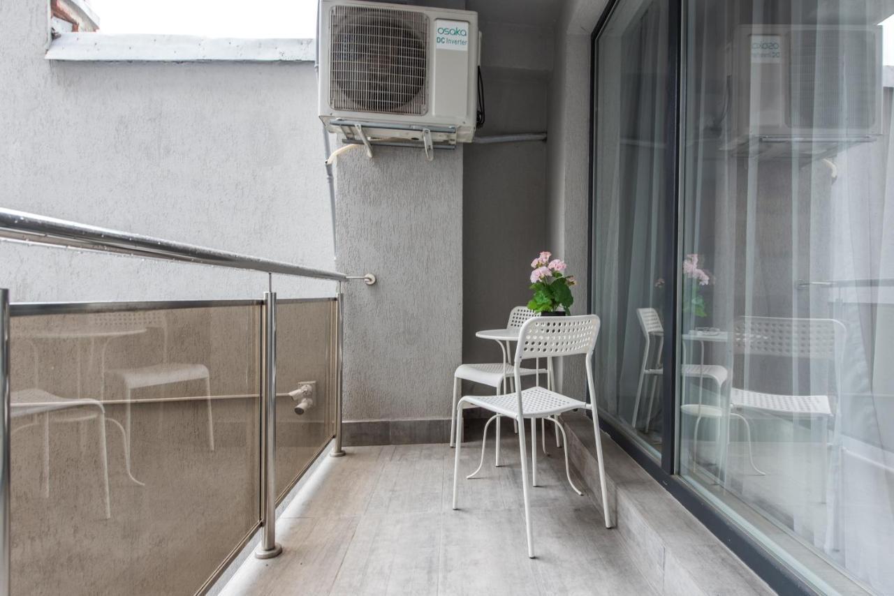 Ben Yehuda - Shabbat Friendly Apartments Bukares Bagian luar foto