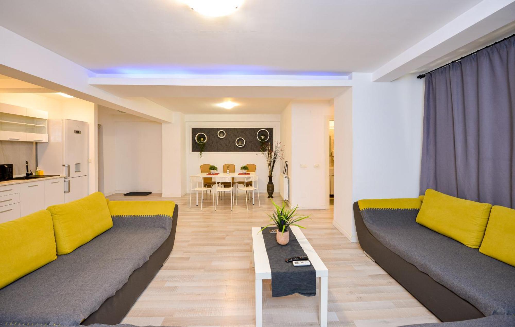 Ben Yehuda - Shabbat Friendly Apartments Bukares Bagian luar foto