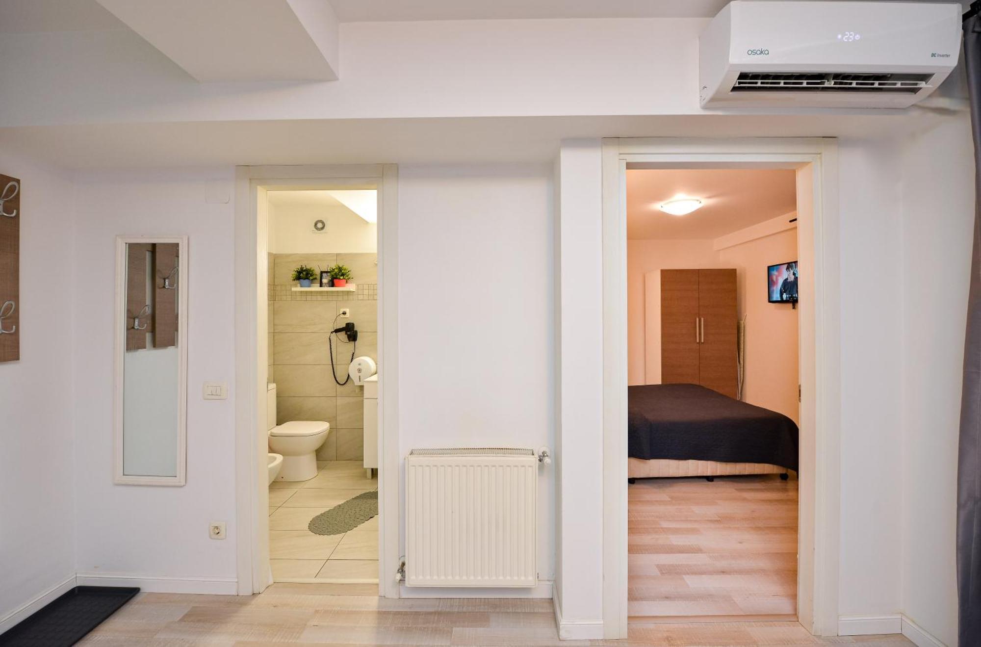 Ben Yehuda - Shabbat Friendly Apartments Bukares Bagian luar foto